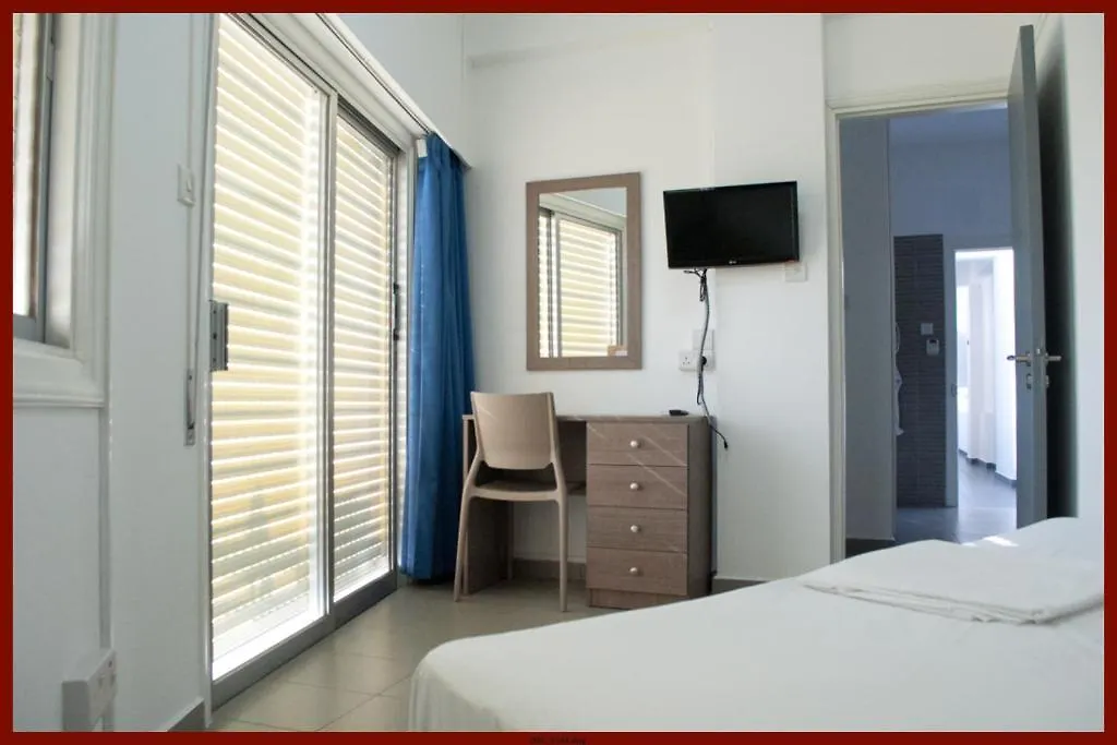 Lägenhet St. George Rent Rooms Larnaca Cypern